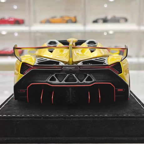 [Henson & Heaven] 1:18 Lamborghini 2014 Veneno Roadster Electroplated goud modelauto Hars
