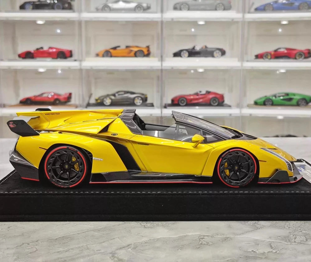 [Henson & Heaven] 1:18 Lamborghini 2014 Veneno Roadster Electroplated kulta pienoismalli Hartsi
