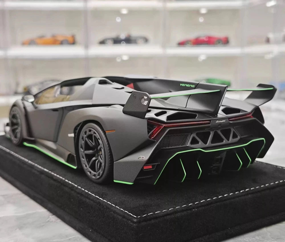 [Henson & Heaven] 1:18 Lamborghini 2014 Veneno Roadster Matte Black Model Car Resin