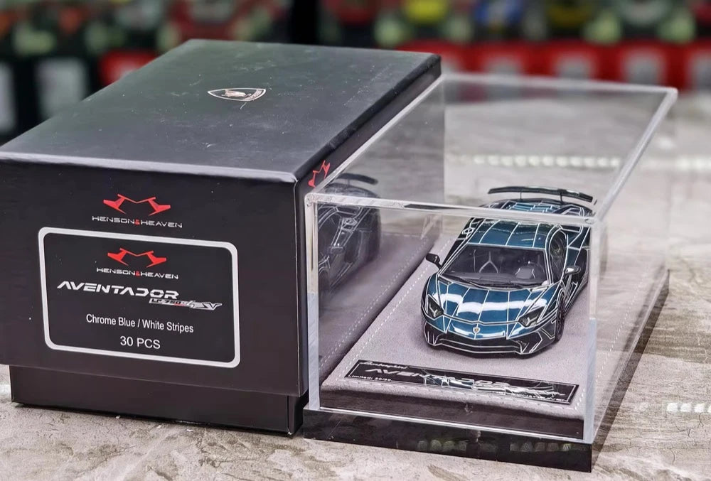 [Henson & Heaven] 1:43 Lamborghini 2015 Aventador LP750-4 SV Cracked Livery Model Car Resin