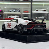 Henson & Heaven Bugatti 2020 Chiron Pur Sport White 1:18 – Modelo de Resina de Coleção