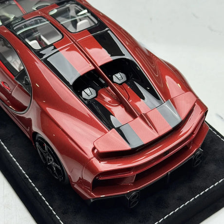 Henson & Heaven Bugatti 2022 Chiron Super Sport Red 1:18 – Keräilyhartsimalli