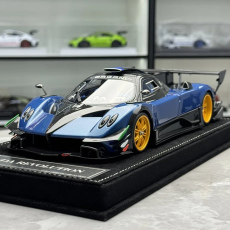 Henson & Heaven Pagani 2013 Zonda ريفولوشن بلو كربون إيطالي سترايب 1:18 – راتنج نموذجي قابل للجمع
