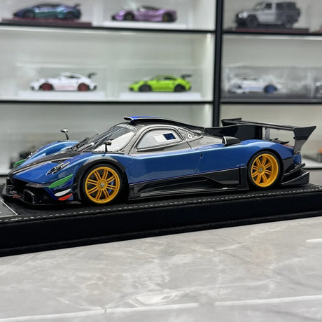 Henson & Heaven Pagani 2013 Zonda ريفولوشن بلو كربون إيطالي سترايب 1:18 – راتنج نموذجي قابل للجمع