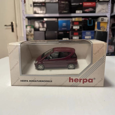 [Herpa] 1:43 Mercedes-Benz 1997 A140 W168 Purple Model Car Die-Cast