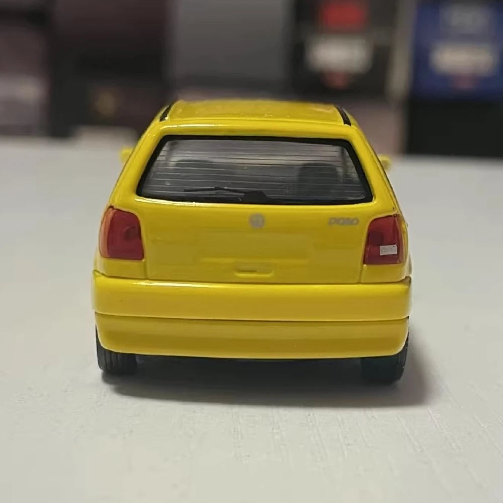 [Herpa] 1:43 Volkswagen 1998 Polo Mk3 6N Yellow Model Car Die-Cast