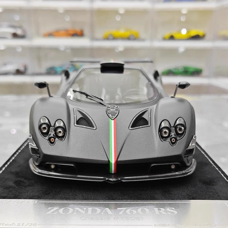 [Henson & Heaven] 1:18 Pagani 2016 Zonda 760 RS Black Model Car Resin