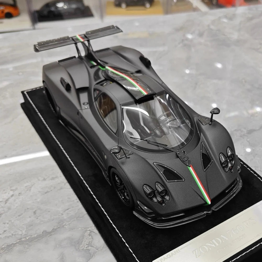 [Henson & Heaven] 1:18 Pagani 2016 Zonda 760 RS Black Model Car Resin