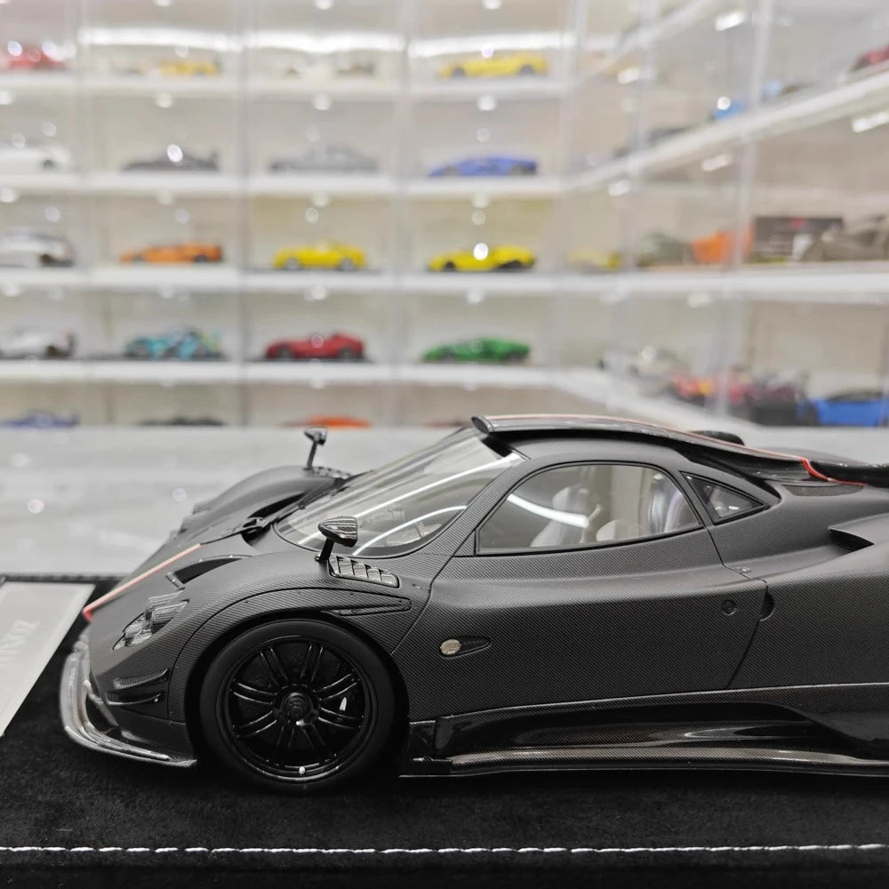 [Henson & Heaven] 1:18 Pagani 2016 Zonda 760 RS Black Model Car Resin