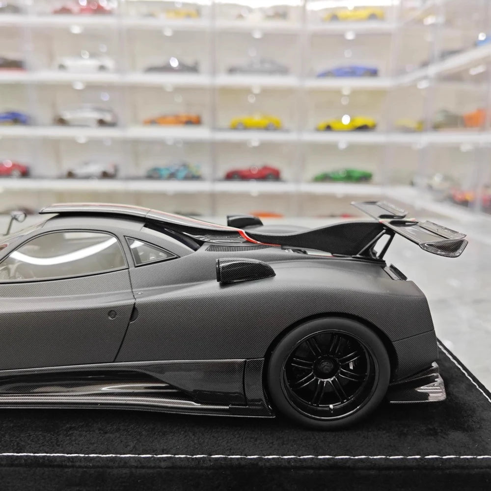 [Henson & Heaven] 1:18 Pagani 2016 Zonda 760 RS Black Model Car Resin