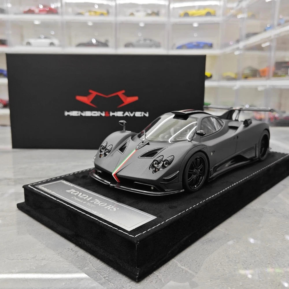 [Henson & Heaven] 1:18 Pagani 2016 Zonda 760 RS Black Model Car Resin