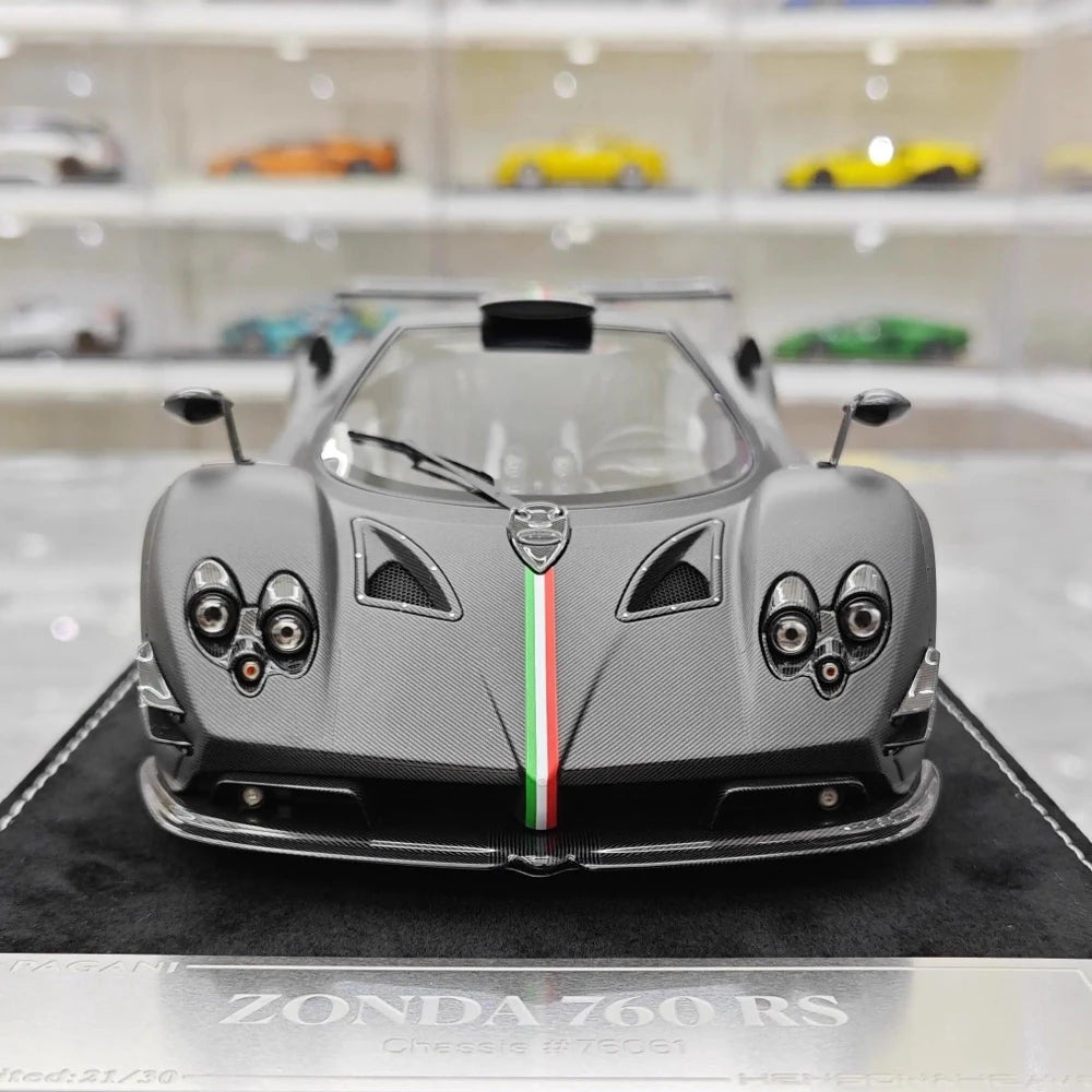 [Henson & Heaven] 1:18 Pagani 2016 Zonda 760 RS Black Model Car Resin