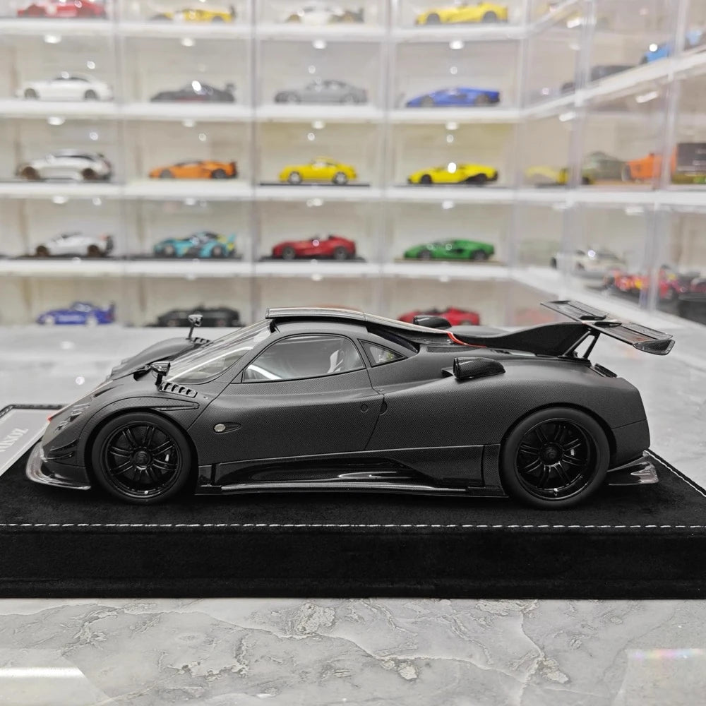 [Henson & Heaven] 1:18 Pagani 2016 Zonda 760 RS Black Model Car Resin