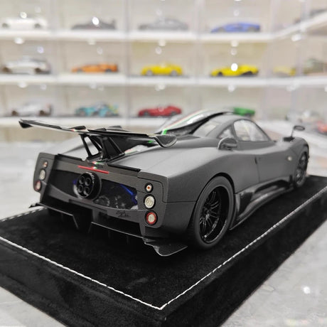 [Henson & Heaven] 1:18 Pagani 2016 Zonda 760 RS Black Model Car Resin