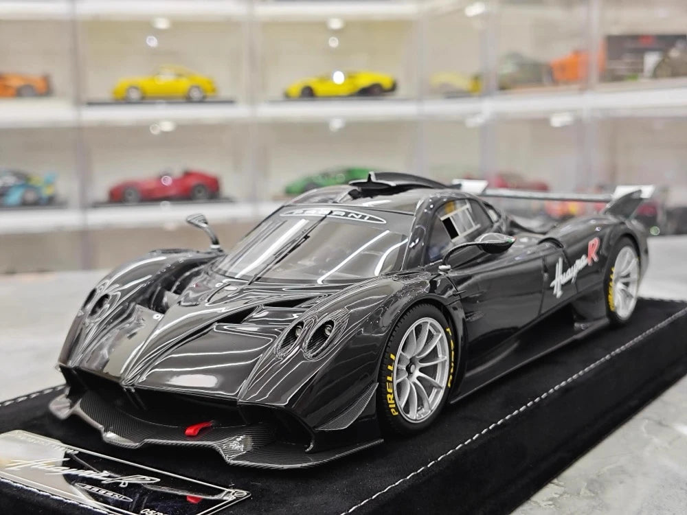 [Henson & Heaven] 1:18 Pagani 2021 Huayra R Black Model Car Resin