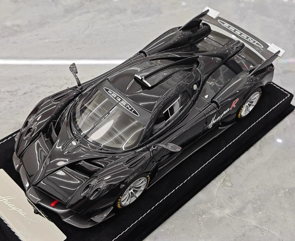 [Henson & Heaven] 1:18 Pagani 2021 Huayra R Black Model Car Resin