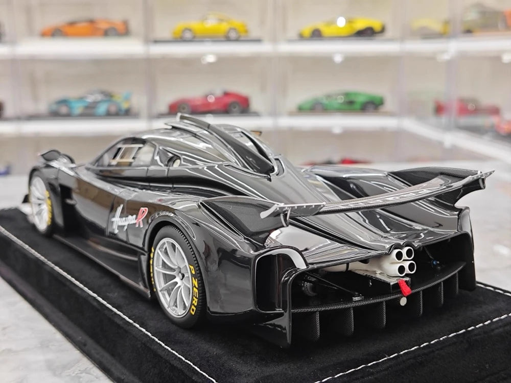 [Henson & Heaven] 1:18 Pagani 2021 Huayra R Black Model Car Resin