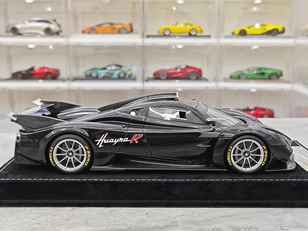 [Henson & Heaven] 1:18 Pagani 2021 Huayra R Black Model Car Resin