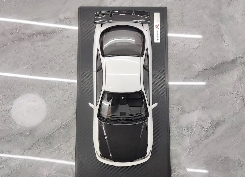 1:18 Honda 1995 Integra Type R DC2 White Die Cast Model Car