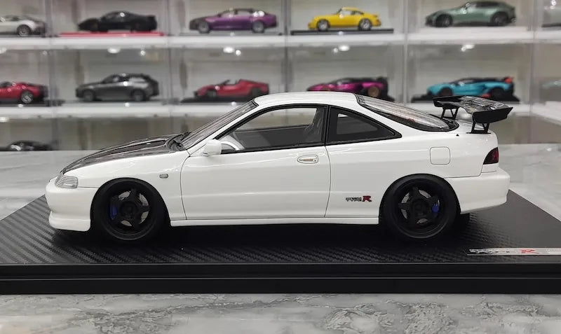 1:18 Honda 1995 Integra Type R DC2 White Die Cast Model Car