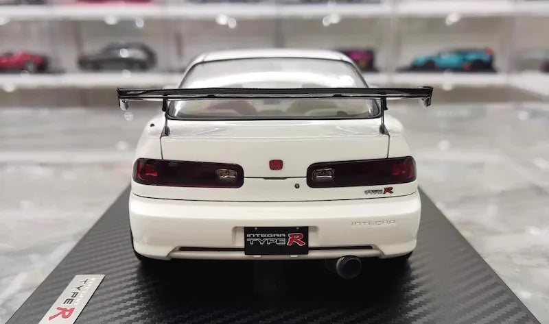 1:18 Honda 1995 Integra Type R DC2 White Die Cast Model Car