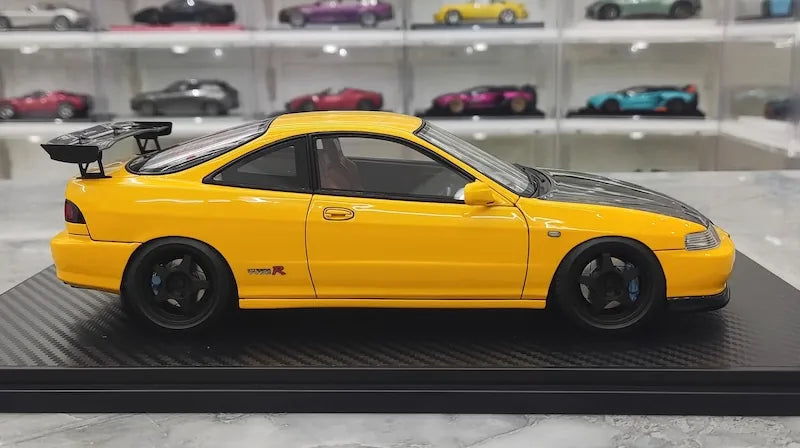 1:18 Honda 1995 Integra Type R DC2 Yellow Die Cast Model Car