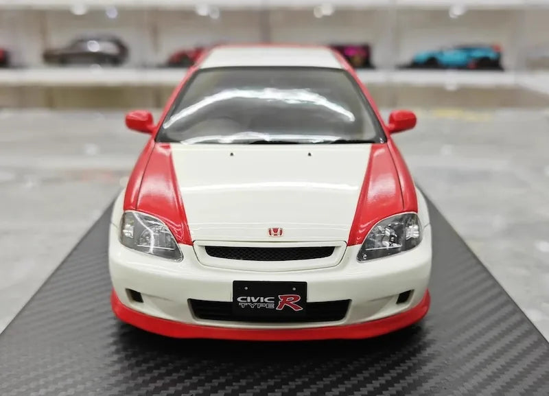 1:18 Honda 1997 Civic Type R EK9 White/Red Die Cast Model Car