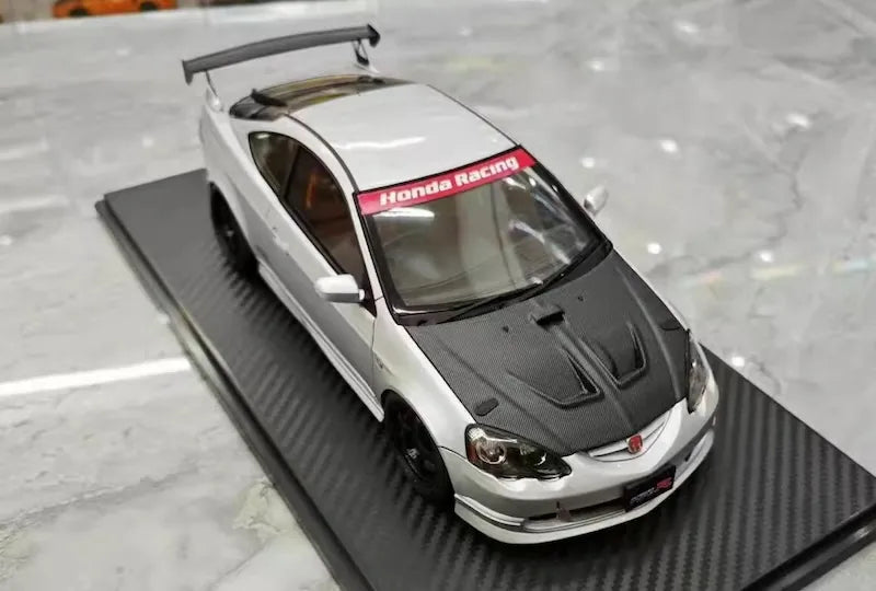 1:18 Honda 2001 Integra Type R DC5 Silver Die Cast Model Car
