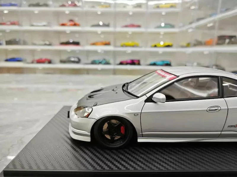 1:18 Honda 2001 Integra Type R DC5 Silver Die Cast Model Car