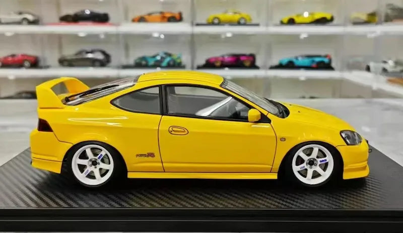 1:18 Honda 2001 Integra Type R DC5 Yellow Die Cast Model Car
