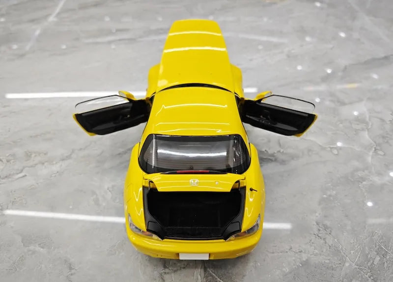 1:18 Honda 2005 S2000 AP2 Yellow Die Cast Model Car