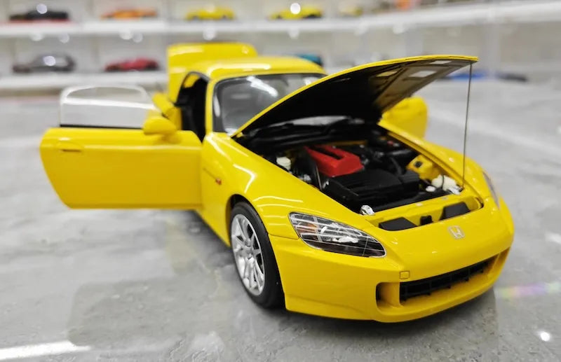 1:18 Honda 2005 S2000 AP2 Yellow Die Cast Model Car