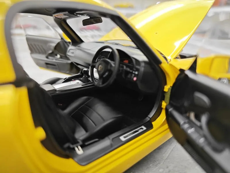 1:18 Honda 2005 S2000 AP2 Yellow Die Cast Model Car