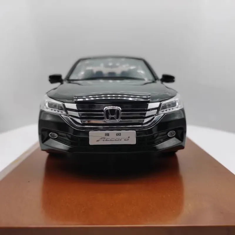 1:18 Honda 2013 Accord Die Cast Model Car