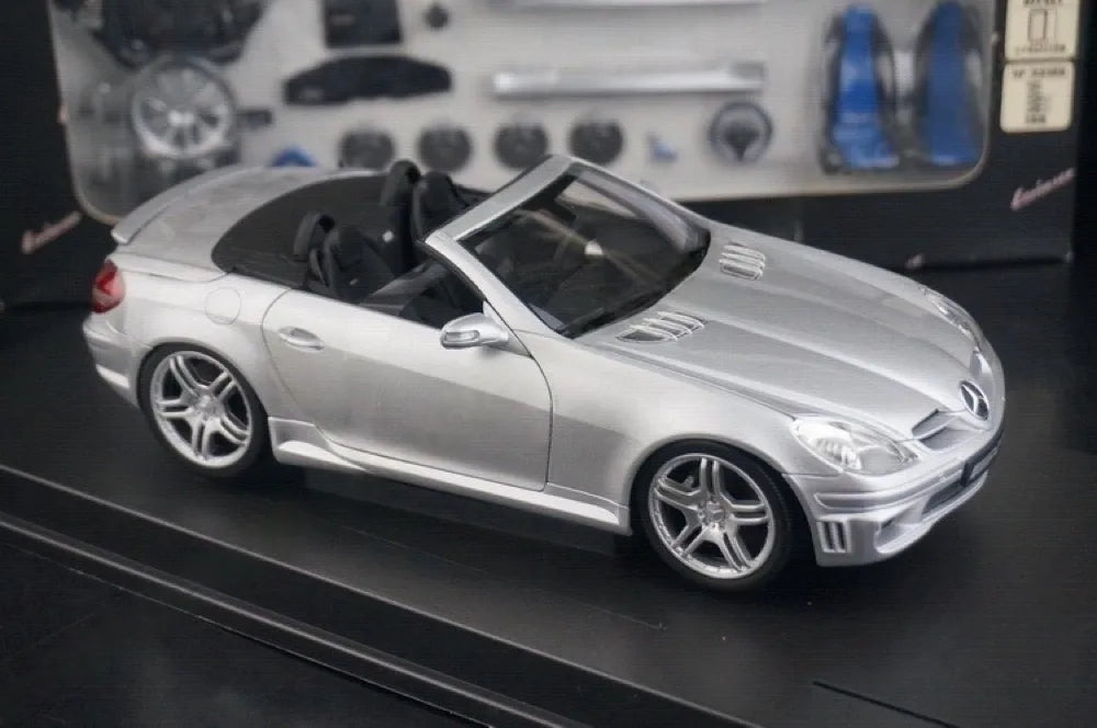 [Hot Works] 1:18 Mercedes-Benz 2004 SLK55 AMG Silver Model Car Die-Cast