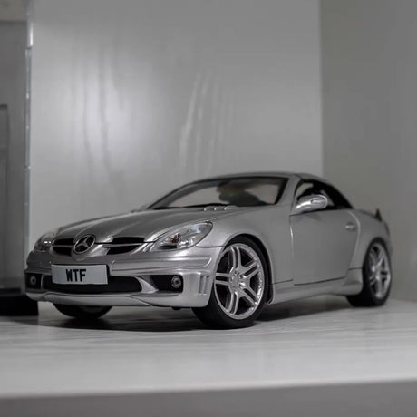 [Hot Works] 1:18 Mercedes-Benz 2004 SLK55 AMG Silver Model Car Die-Cast