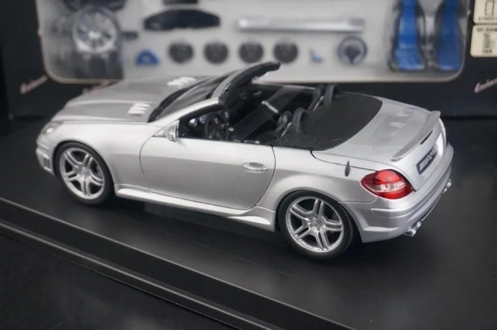 [Hot Works] 1:18 Mercedes-Benz 2004 SLK55 AMG Silver Model Car Die-Cast