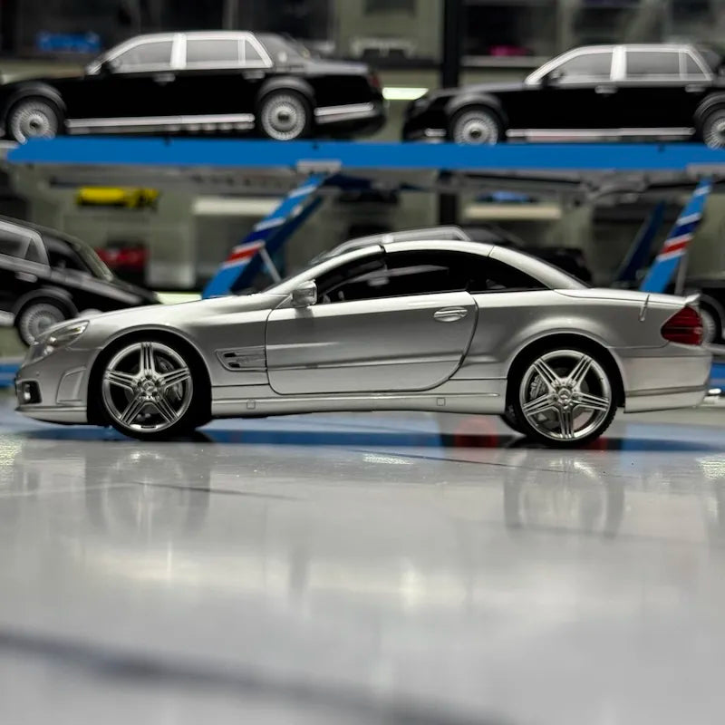 [Hot Works] 1:18 Mercedes-Benz 2008 SL63 AMG R230 Silver Model Car Die-Cast