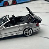 [Hot Works] 1:18 Mercedes-Benz 2008 SL63 AMG R230 argent voiture miniature Die-Cast