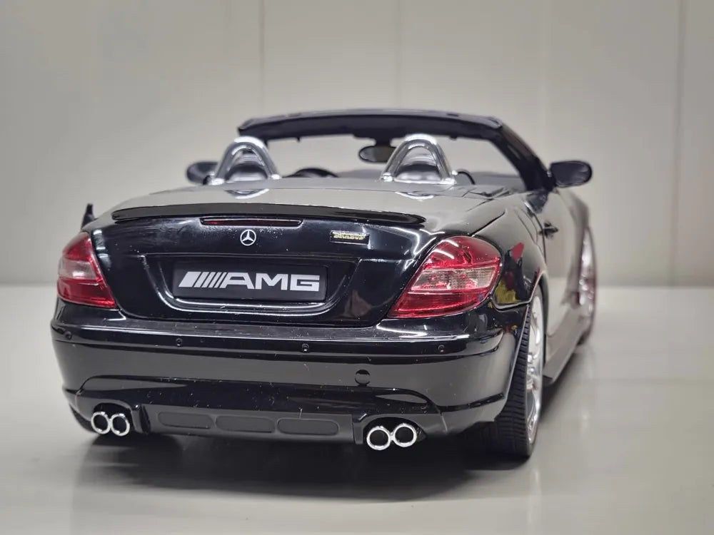 [Hot Works] 1:18 Mercedes-Benz 2009 SLK55 AMG Brabus svart modellbil Die-Cast
