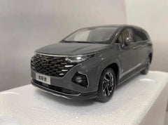 1:18 Hyundai 2021 Custo Die Cast Model Car