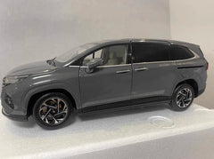 1:18 Hyundai 2021 Custo Die Cast Model Car