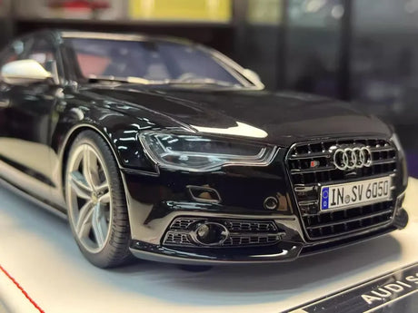 [IVY] 1:18 Audi 2012 S6 Sedan Black Model Car Resin