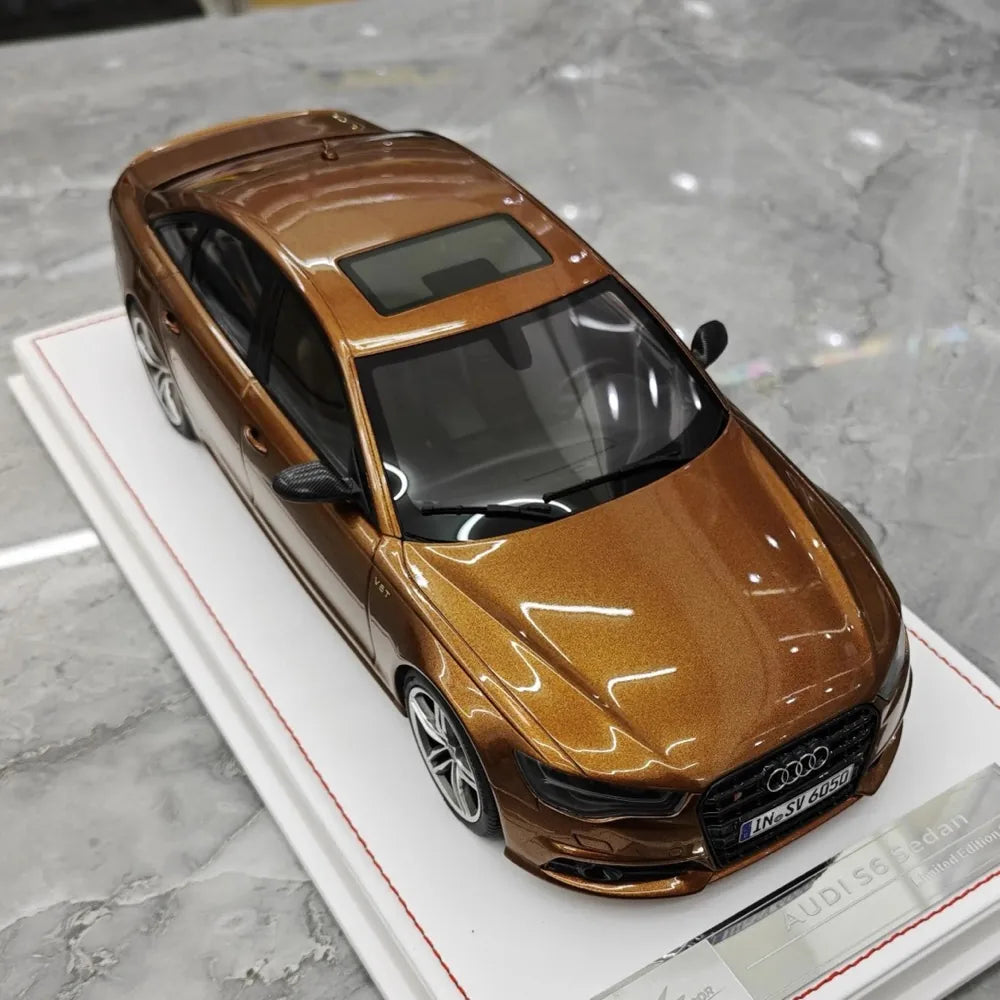 [IVY] 1:18 Audi 2012 S6 Sedan Gold Model Car Resin