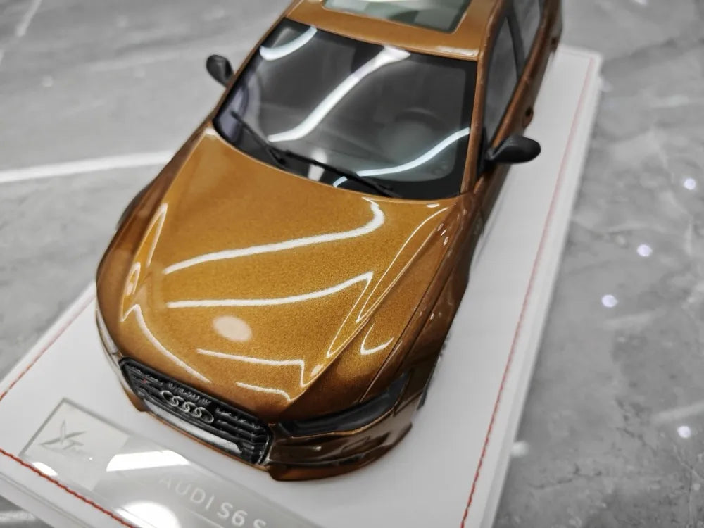 [IVY] 1:18 Audi 2012 S6 Sedan Gold Model Car Resin
