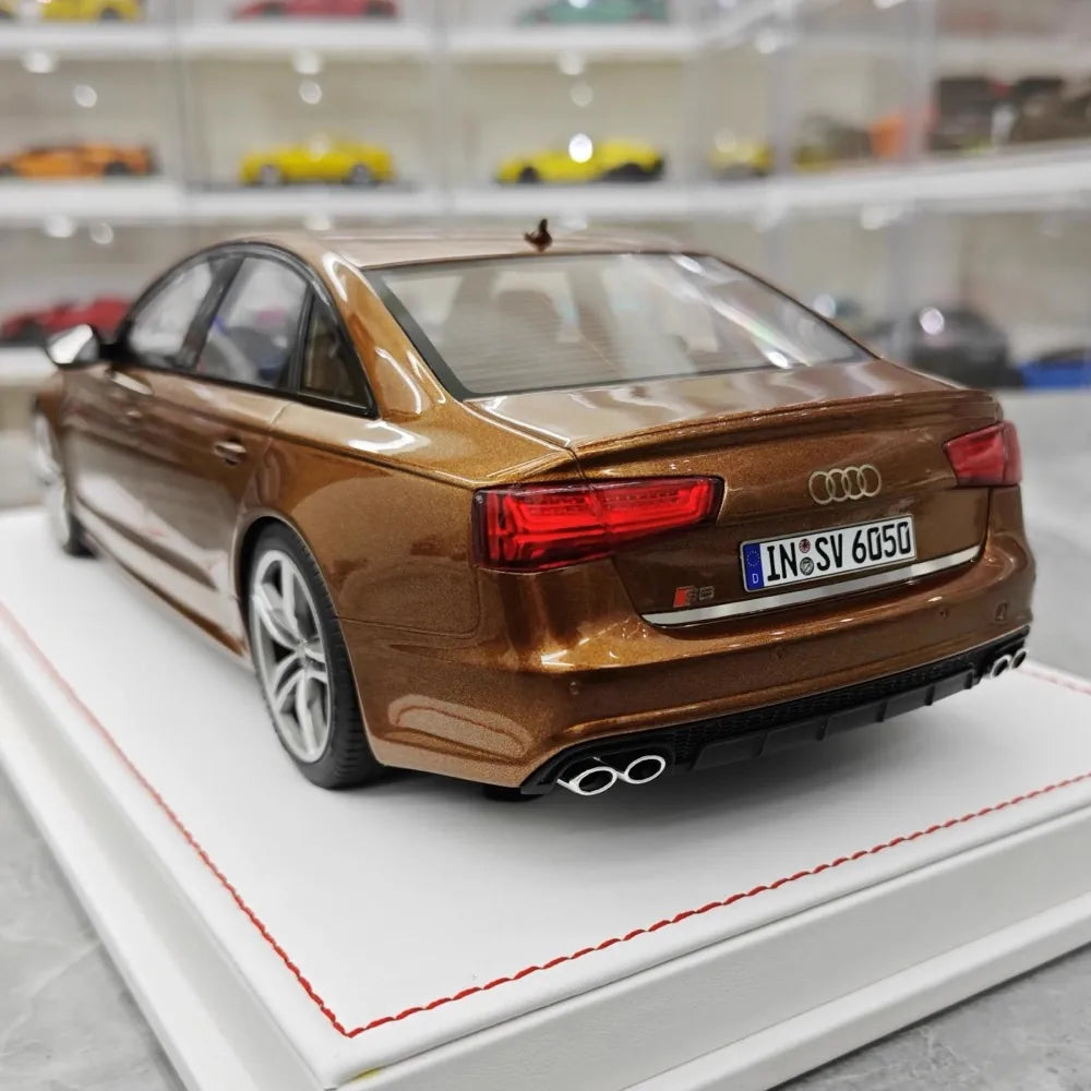 [IVY] 1:18 Audi 2012 S6 Sedan Gold Model Car Resin