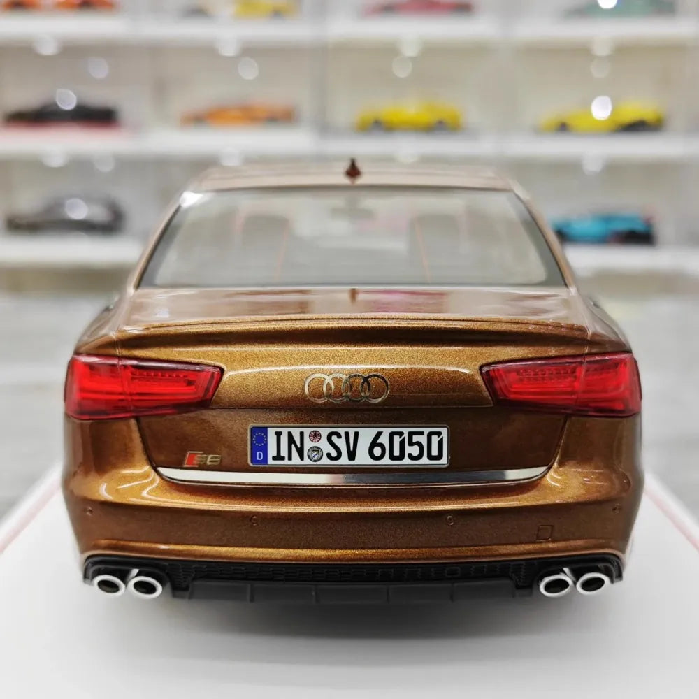 [IVY] 1:18 Audi 2012 S6 Sedan Gold Model Car Resin