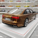 [IVY] 1:18 Audi 2012 S6 Sedan guld modellbil harts