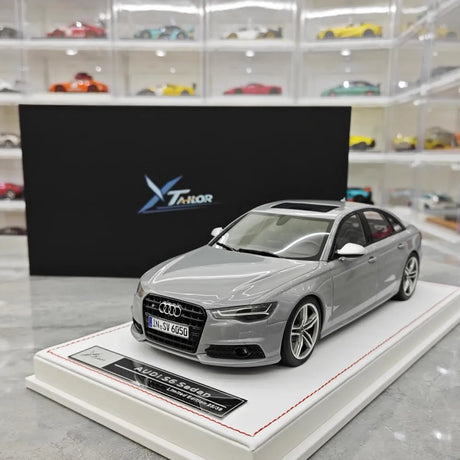 [IVY] 1:18 Audi 2012 S6 Sedan Gray Model Car Resin