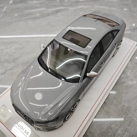 [IVY] 1:18 Audi 2012 S6 Sedan Gray Model Car Resin